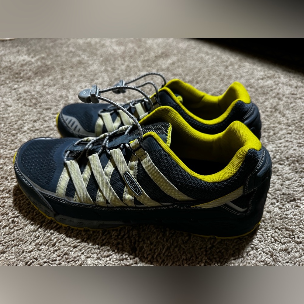 Keen Versatrail Hiking Shoe men’s 15